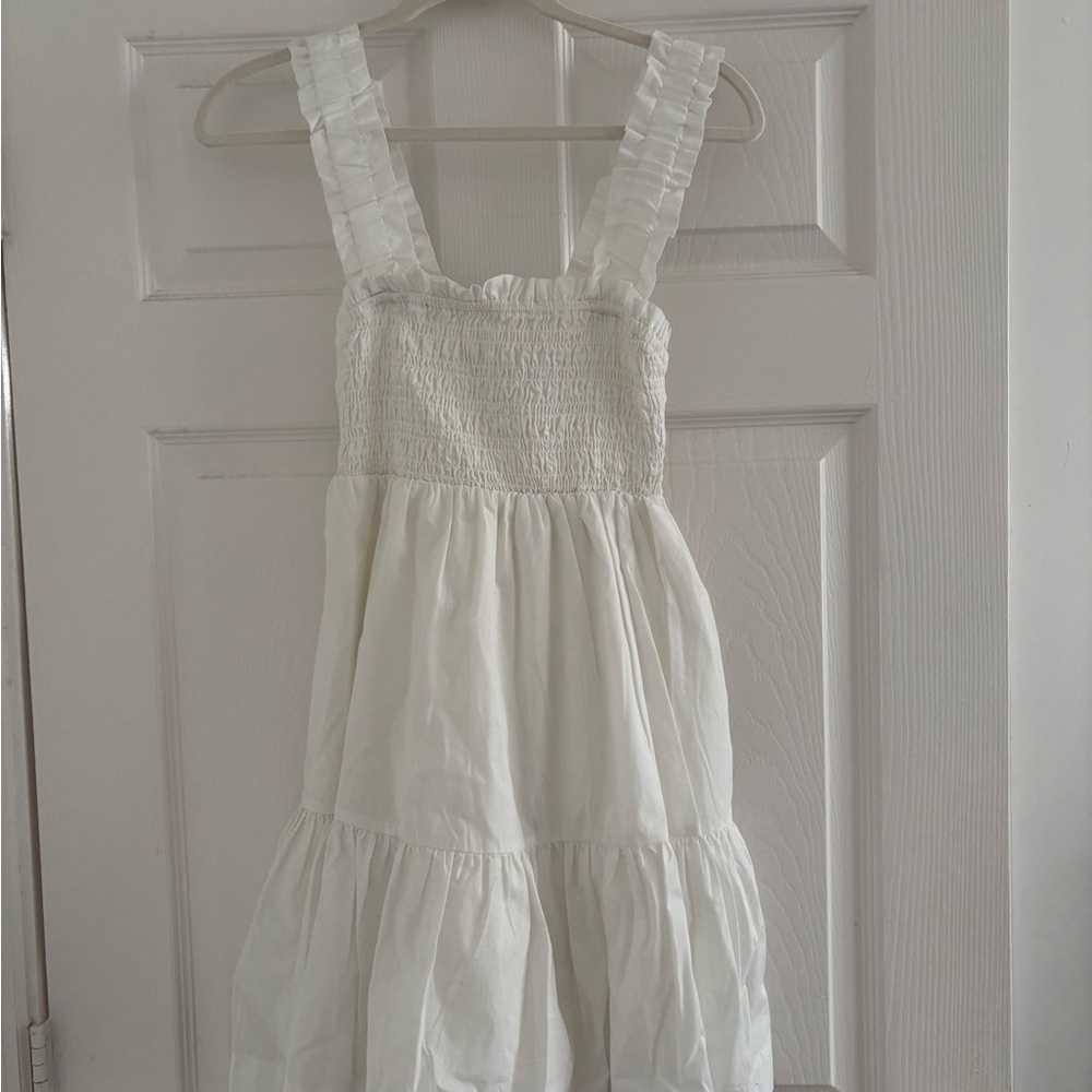 Abercrombie & Fitch White smocked dress